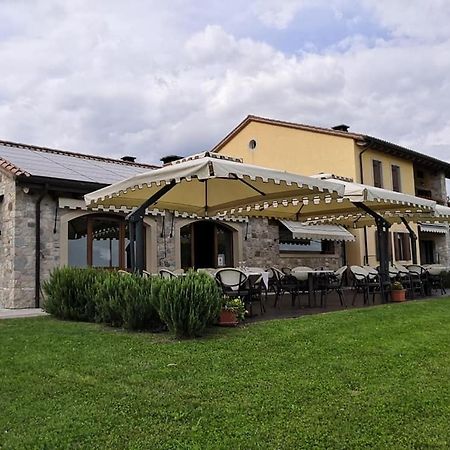 Agriturismo Moro Barel Vittorio Veneto Exterior photo