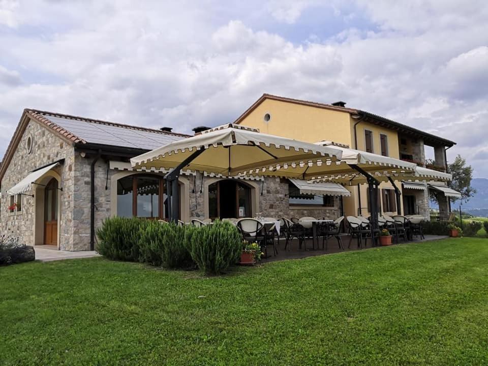 Agriturismo Moro Barel Vittorio Veneto Exterior photo