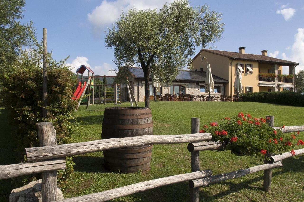 Agriturismo Moro Barel Vittorio Veneto Exterior photo